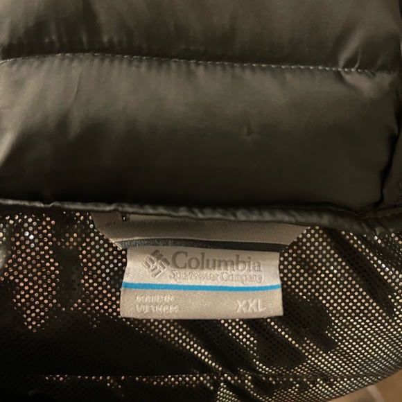 Columbia puff coat with hood XXL - Picture 5 of 5